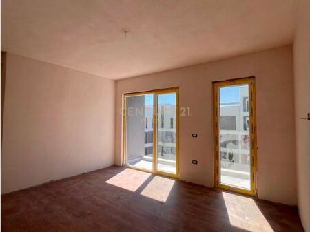 FOR SALE APARTMENT 2+1+PARKING SPACE AT UNIVERS CITY (DELIVERED FURNISHED)