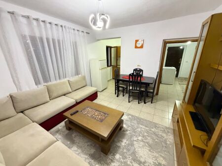  JEPET ME QIRA APARTAMENT 1+1 – ALI DEMI   Adresa: Ali Demi, Kryegjyshata