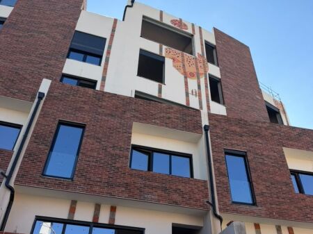 🔥Triplex in vendita  con 2 posti auto nella Residenza Kodra e Diellit 2
