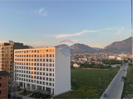Apartament - Për Shitje - Bulevardi i Ri, Tiranë