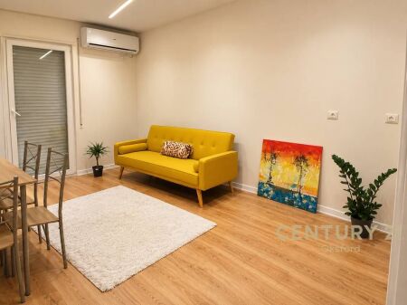  1+1 i investuar në Shkëmbin e Kavajës – Zgjedhja ideale për banim ose investim!