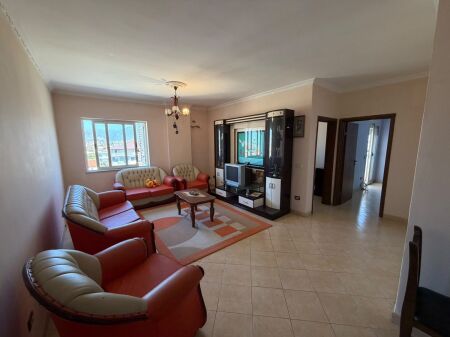 Apartament 2+1 per qira, prane Ktheses se Kamzes, Tresh!