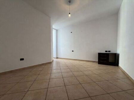 Rent, Apartment 2+1+2, 21 Dhjetori, Tirane