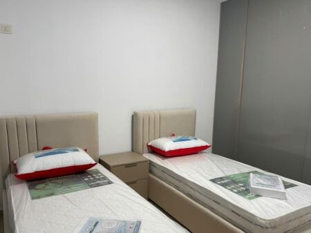 Jepet Me Qera Apartament 2+1+1 Ballkon