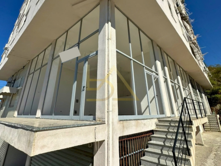 JEPET ME QIRA AMBIENT BIZNESI – SHKËMBI I KAVAJËS, DURRËS