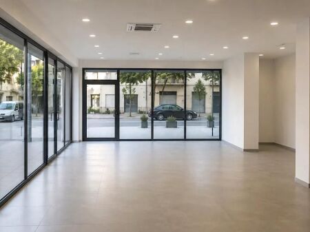 Dyqan Qera 21 Dhjetori - Rruge Kryesore /55m2. (1.5 Milion Lek /Muaj)