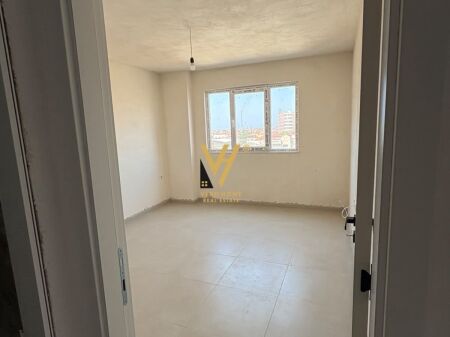 SHITET APARTAMENT 2+1+BLK NE KAVAJE 82.400 EURO