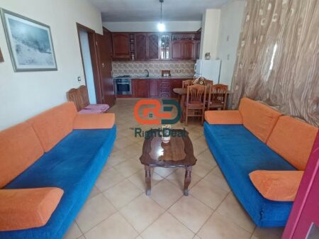 Ne Misto Mame, Shitet Apartament 2+1, Mundesi Ideale Banimi Ose Investimi !!!