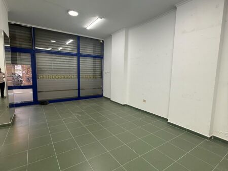 Qera | Ambjent Biznesi | Rruga e Dibres | 700 €/muaj