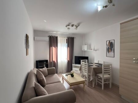 🏡✨ APPARTAMENTO 2+1 IN AFFITTO – CENTRO, DURRËS