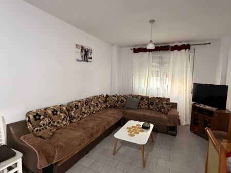 Apartment 2+2+3 for rent at the Beach