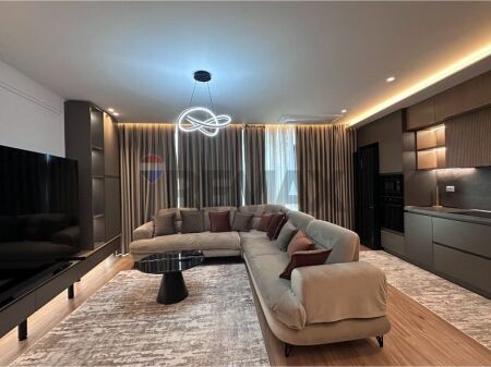 Appartamento 2+1+2 in affitto Lake View