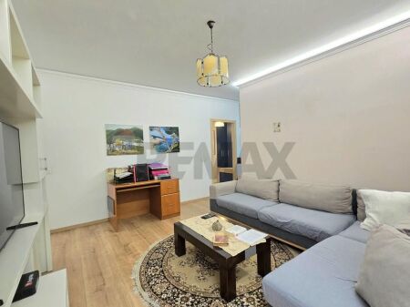 Apartament - Për Qira - Shallvaret, Tiranë(ID: 530201003-715)