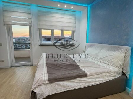 Apartament 3+2 Me Qira në Lagja nr.17, Durrës.