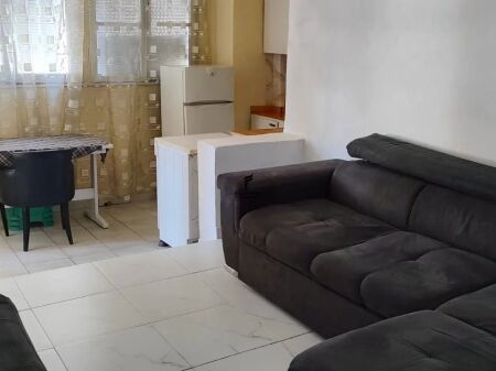 APARTAMENT ME QERA 2+1 SHALLVARET 45.000 LEKE FH-96371