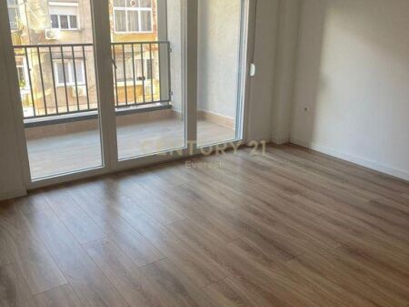 21 DECEMBER, OFFICE FOR RENT