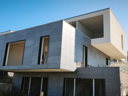  VILLA PREMIUM IN VENDITA | LAKESIDE RESIDENCE – FARKË