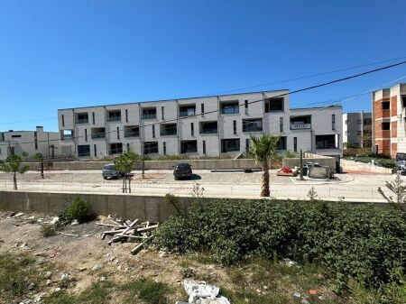 APARTAMENT 1+1+OBORR PER SHITJE NE TORQUISE MARINA, HAMALLAJ