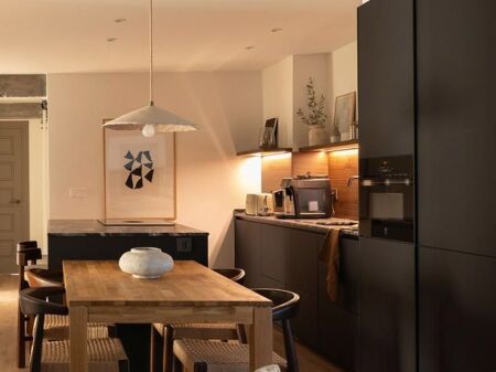 Quantum Residence/Via PANORAMA, Appartamento moderno 1+1+posto auto in affitto.