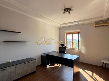 BLLOK OFFICE 140M2 FOR RENT