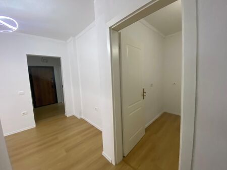 Apartament 2+1 per shitje Fresk !