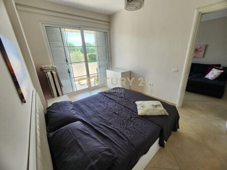 Shitet apartament 1+1 në kompleksin turistik-rezidencial Lura 3, Gjiri i Lalëzit.