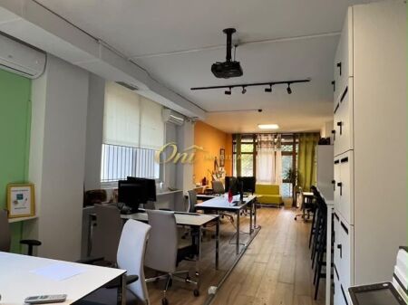 KAVAJA ROAD SHOP 97M2 FOR SALE