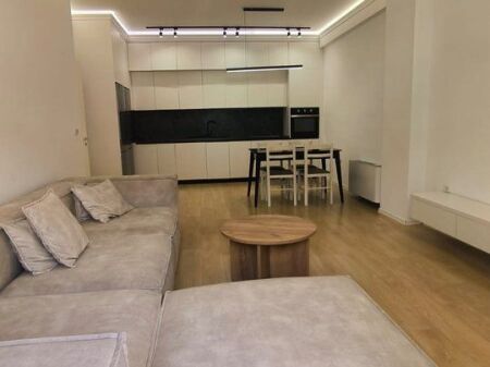 JEPET ME QIRA | APARTAMENT 3+1 + POST PARKIMI  📍 Rruga e Kosovarëve, Tiranë