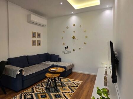 APARTAMENT ME QERA 1+1 RRUGA E DURRESIT 55.000 LEKE FH-96394