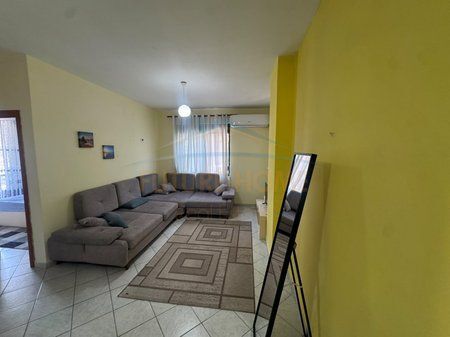 Affitto, Appartamento 2+1, Spiaggia Ruota Rossa, Durazzo