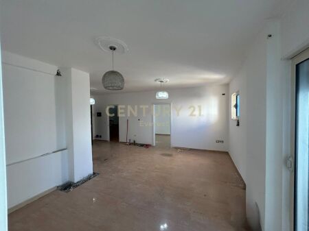 PERBALLE KOMLEKSIT FLORIDA--SHESIM APARTAMENT 2+1