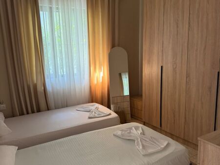 Rruga Elbasanit, jepet me qira apartament 1+1!  70.000 Leke