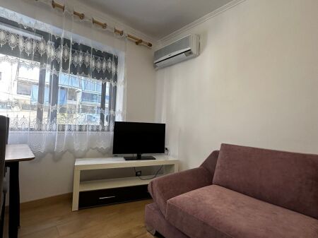 Jepet 1+1 mobiluar Myslym Shyri 60000 lek