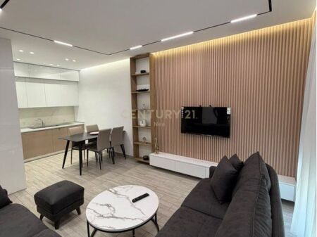 Apartament 1+1 me qira tek Stacioni i Trenit-Qender
