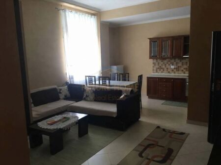 Shitet,Apartament 1+1,Kompleksi Halili,Rruga e Dibrës,Tiranë.