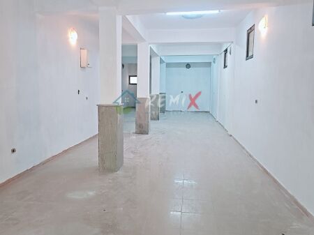  AMBIENT BIZNESI ME QIRA – RR. MUJO ULQINAKU, DURRËS