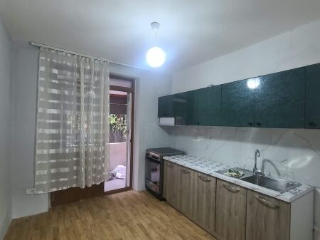 Affitto | Apartament 2 + 1 | Rruga Siri Kodra | 550 €/mese