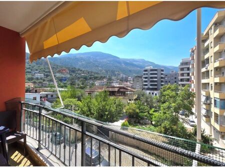 Apartament 1+1 me qera ne Lungo Mare,pas Hanover