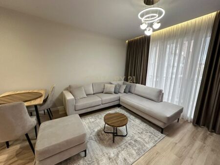 APARTMENT 2+1+PARKING SPACE FOR RENT AT THE FORMER AVIATION FIELD /Month 80,000 Lek /Month