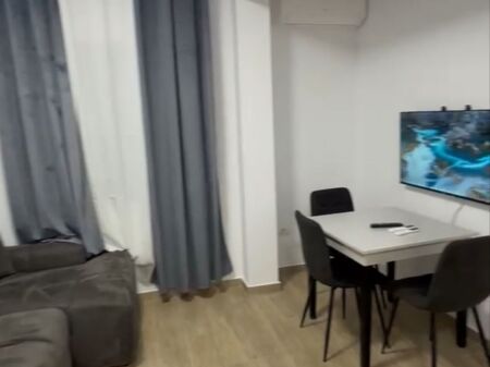 Qera | Apartament 1 + 1 | Rruga 5 Maji | 500 €/muaj