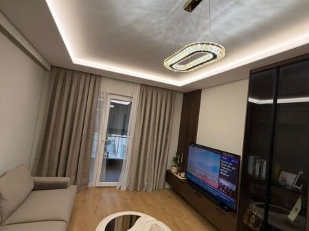 Shitet apartament 2+1+2 - Bulevardi i Ri
