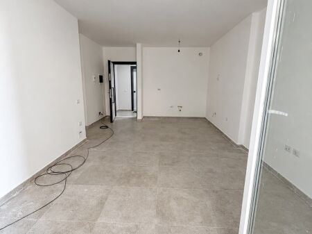AFFITTASI APPARTAMENTO 2+1 con Cucina + VERANDA - UNIUVERS CITY