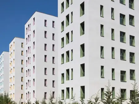 SHITET APARTAMENT 1+1 NË KOMPLEKSIN KADIU- ALI DEM !!