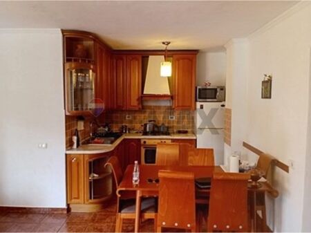 Appartamento - In Affitto - Zogu I Zi, Tirana