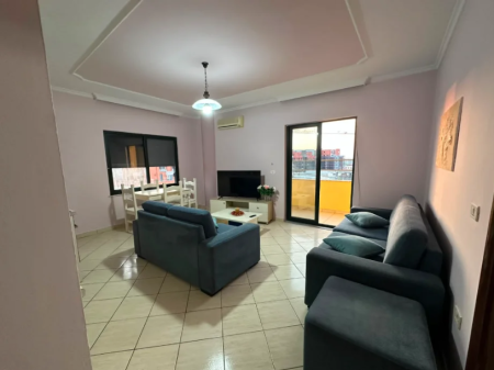 Apartament 1+1 ne Shitje 21 Dhjetori Tirane