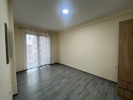 JEPET ME QIRA APARTAMENT 2+1 + POST PARKIMI
