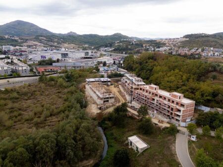 Shitet, Apartament 1+1, Farke