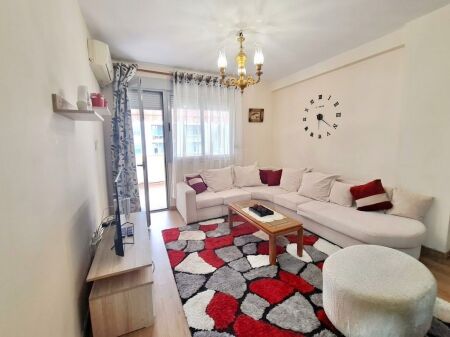 Appartamento 2+1 in affitto – Via Kavaja, Condor Center !