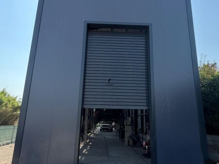 MAGAZZINO IN AFFITTO 245 M2 PRUSH 150.000 LEKE FH-96721