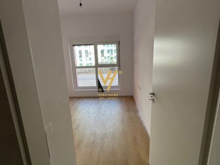 JEPET APARTAMENT 1+1 ME QERA TE KADIU ALI DEM 35.000 LEKE